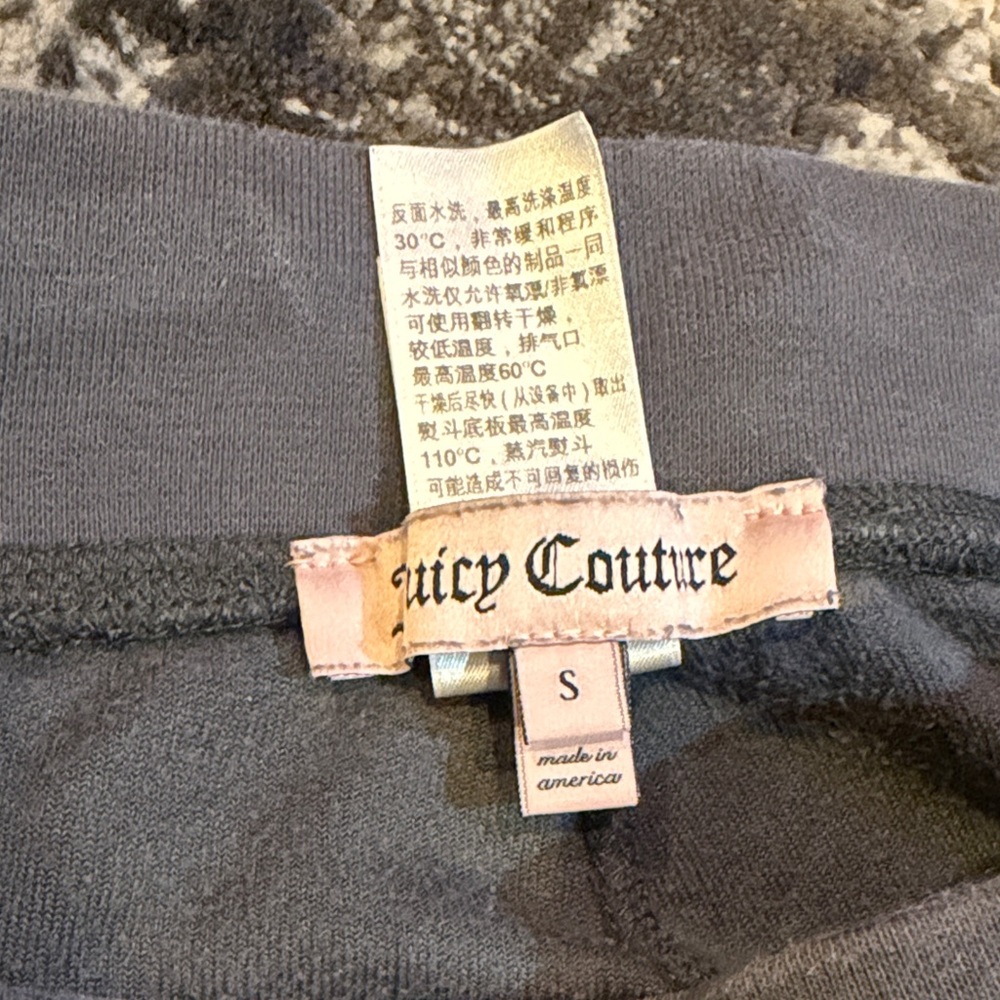 Juicy Couture Gray Velour Lounge Pants with JC Logo - Picture 3 of 7